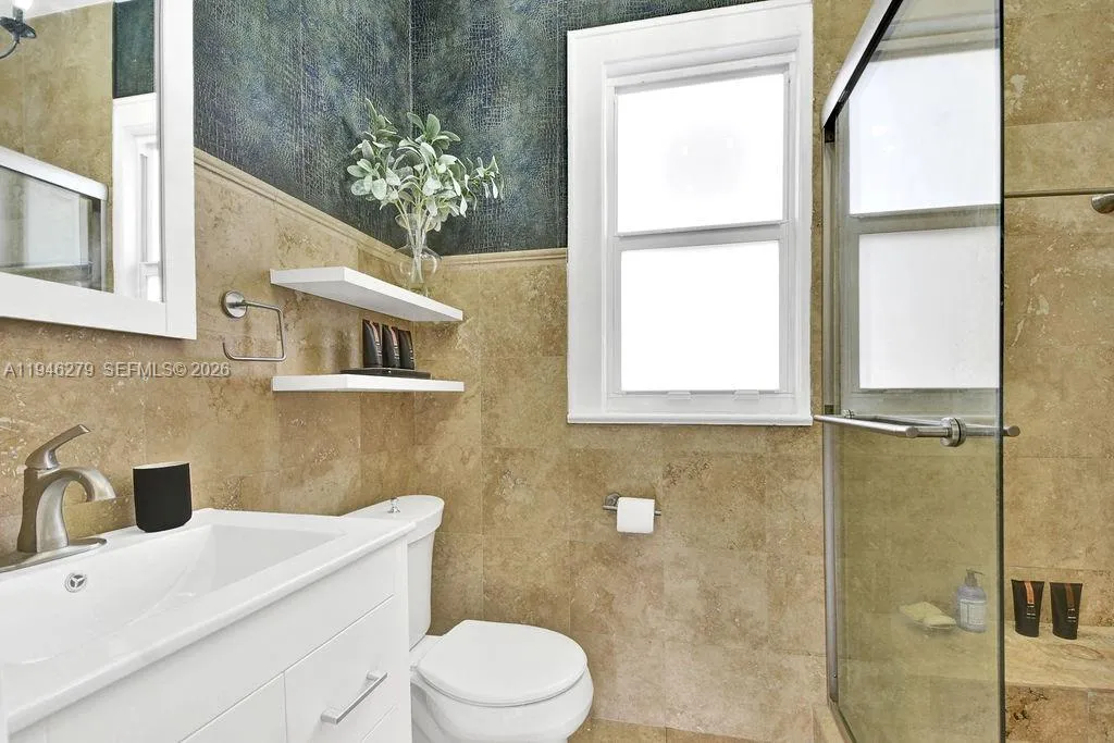 4722 SW 5th St, Miami FL 33134