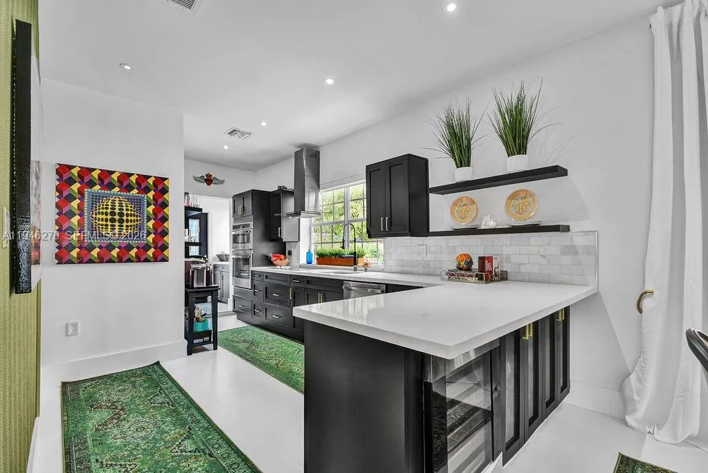 4722 SW 5th St, Miami FL 33134