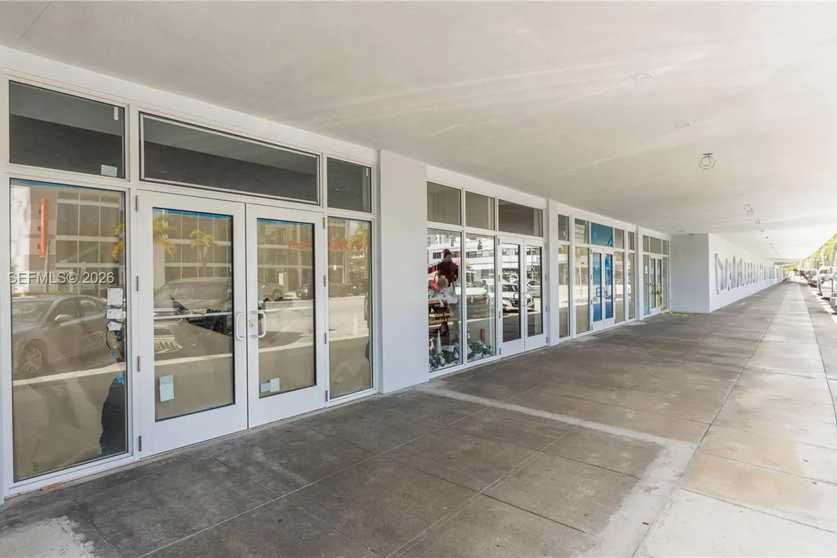 5700 Sunset Dr # 5712, South Miami FL 33143