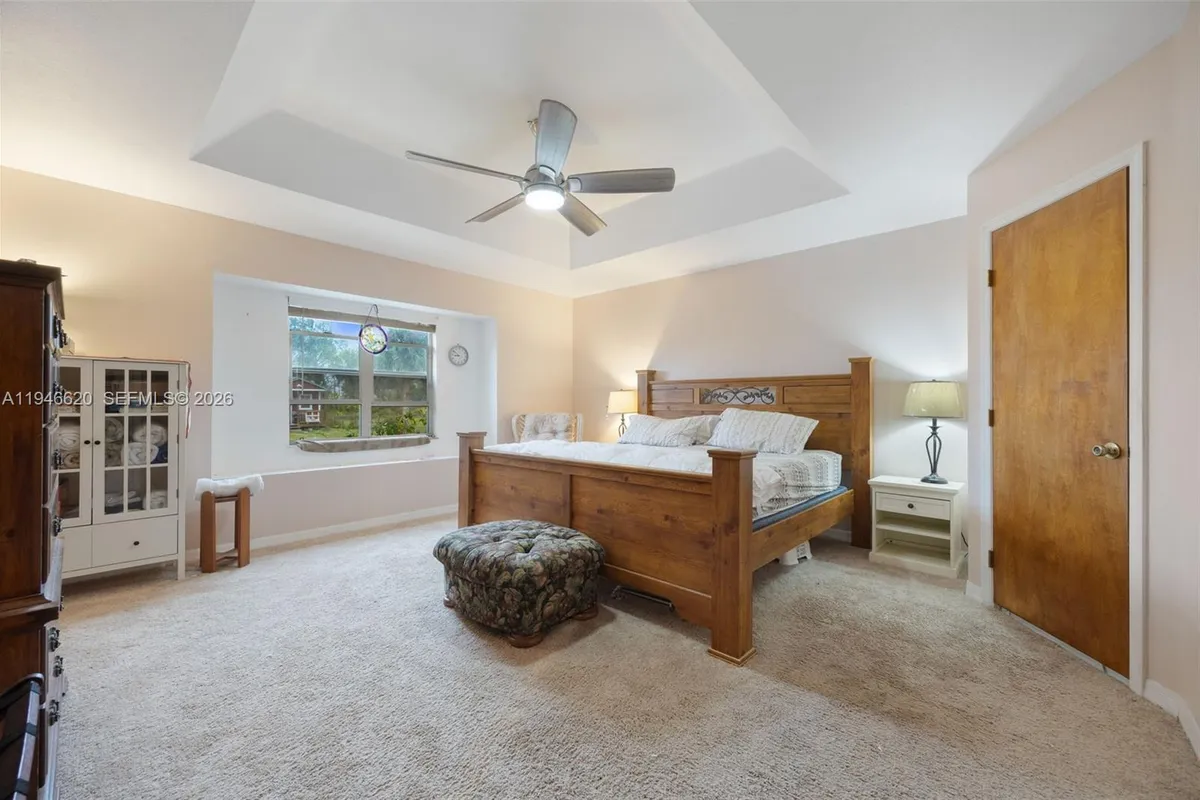 2915 Ortona Locks Rd, Moore Haven FL 33471