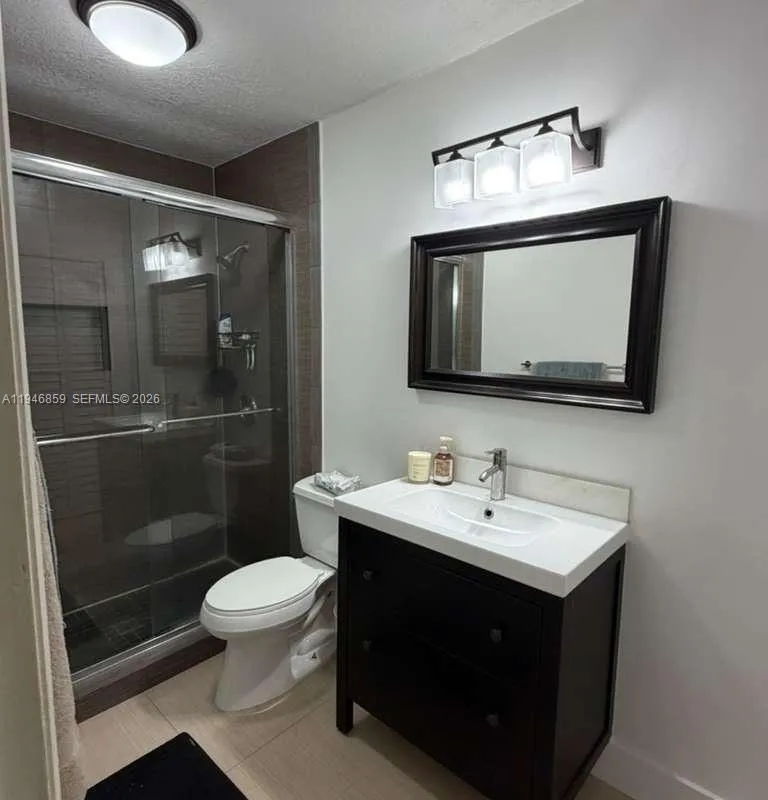 4944 NW 102nd Ave # 3, Doral FL 33178