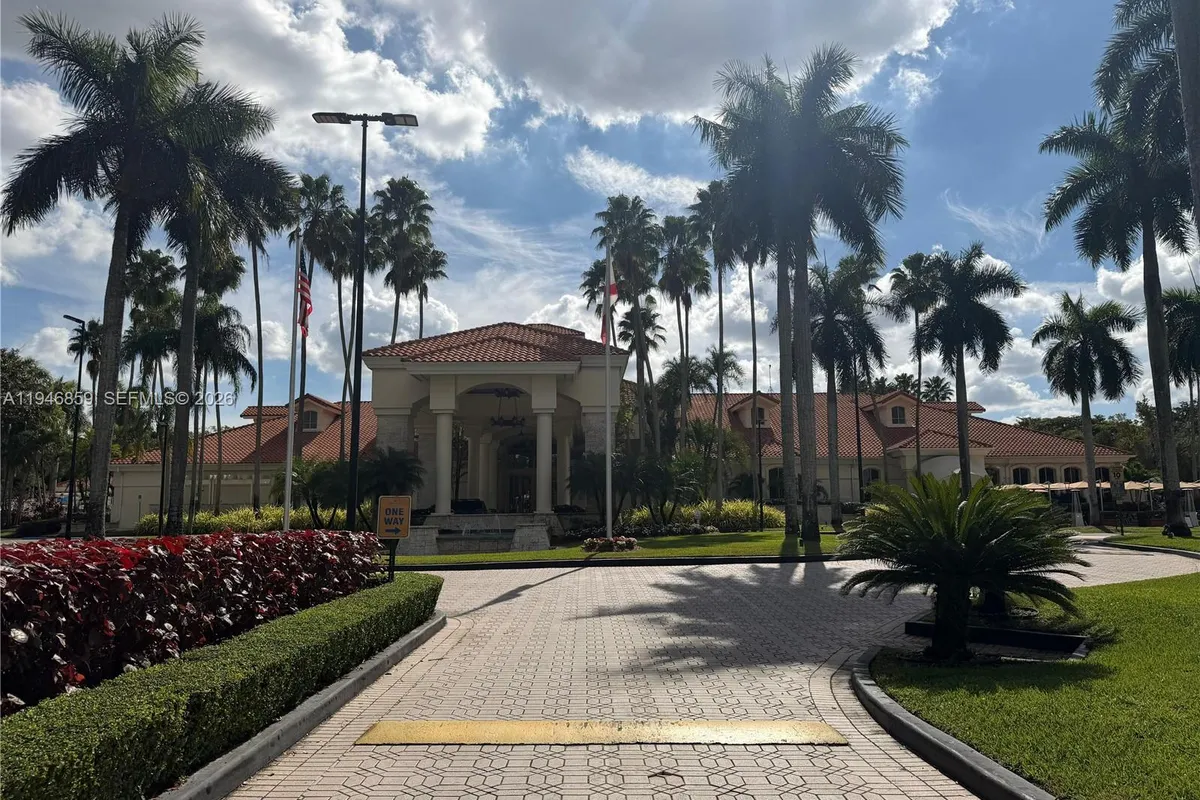 4944 NW 102nd Ave # 3, Doral FL 33178