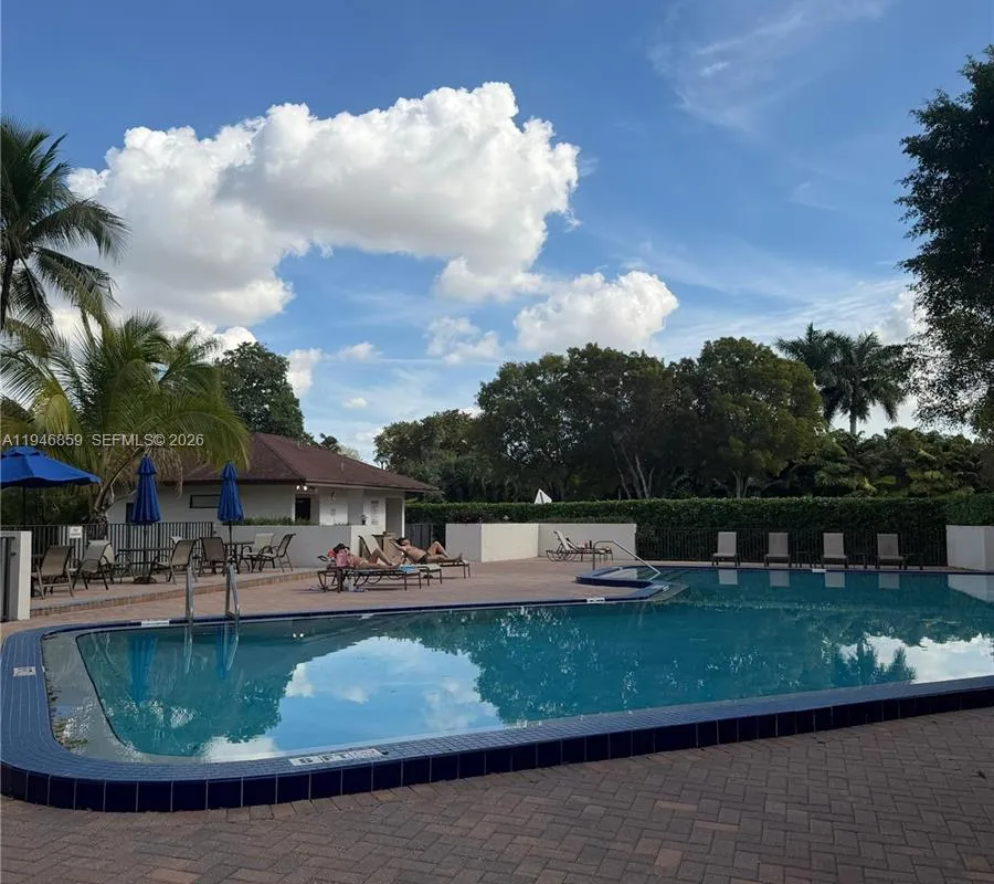 4944 NW 102nd Ave # 3, Doral FL 33178