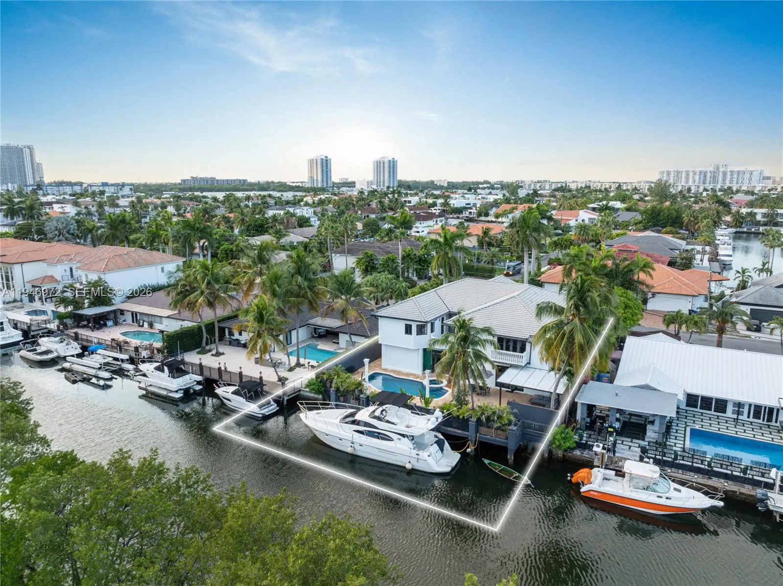 3400 NE 164th St, Eastern Shores FL 33160