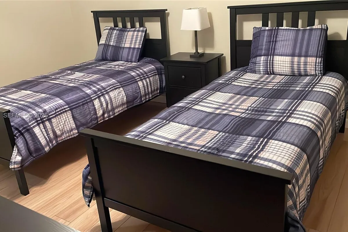 121 SE 3rd Ave # 201, Dania Beach FL 33004