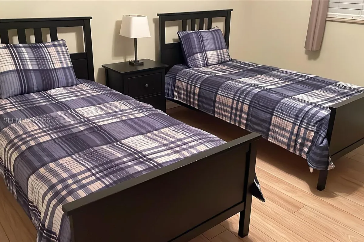 121 SE 3rd Ave # 201, Dania Beach FL 33004