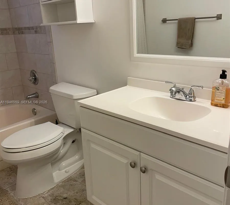 121 SE 3rd Ave # 201, Dania Beach FL 33004