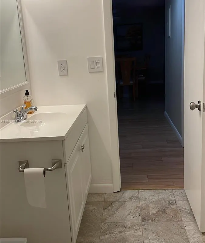 121 SE 3rd Ave # 201, Dania Beach FL 33004