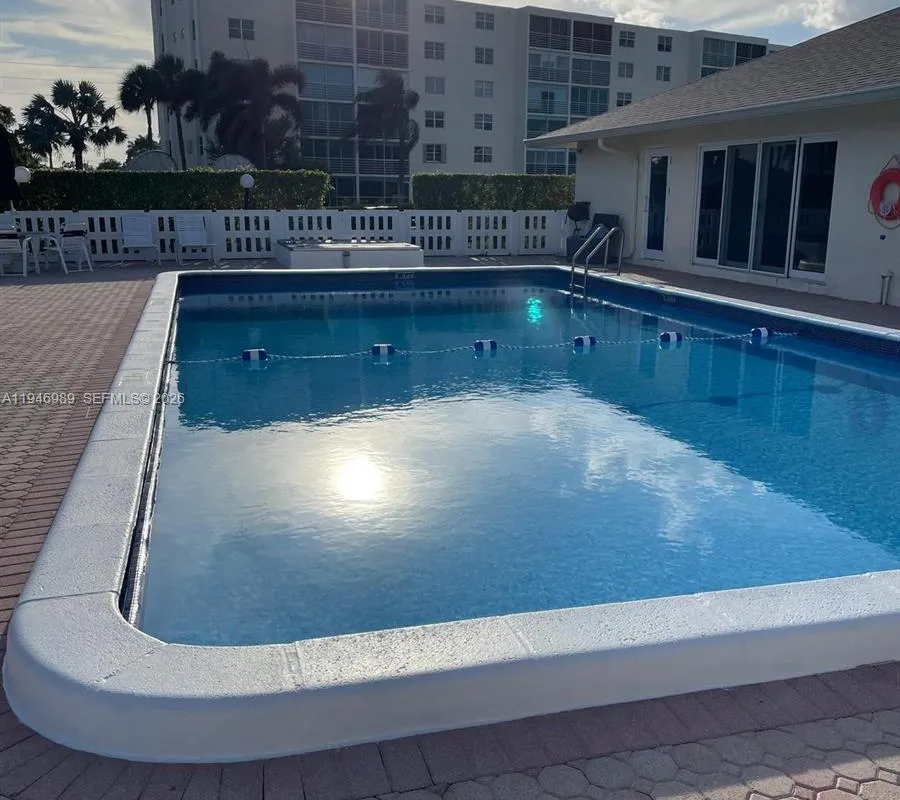 121 SE 3rd Ave # 201, Dania Beach FL 33004