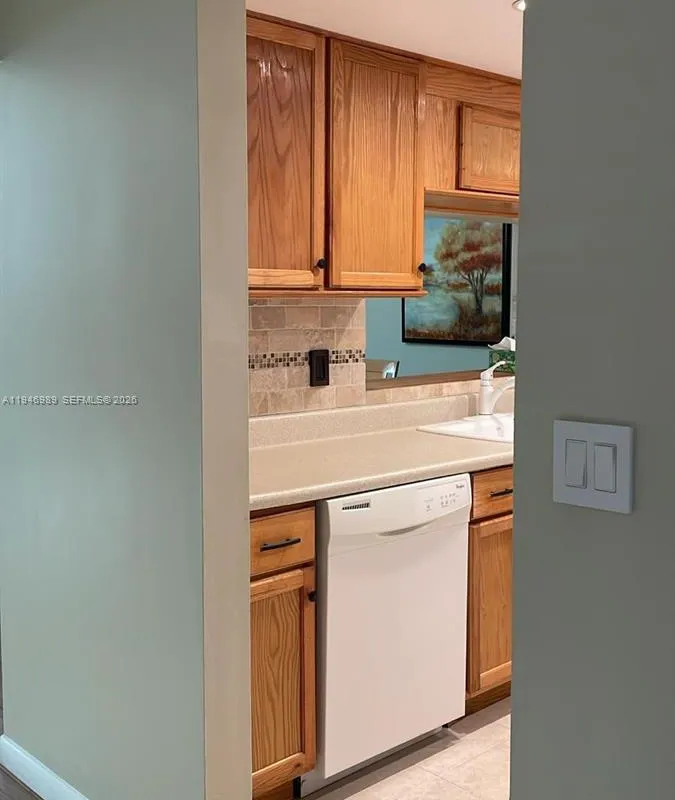 121 SE 3rd Ave # 201, Dania Beach FL 33004