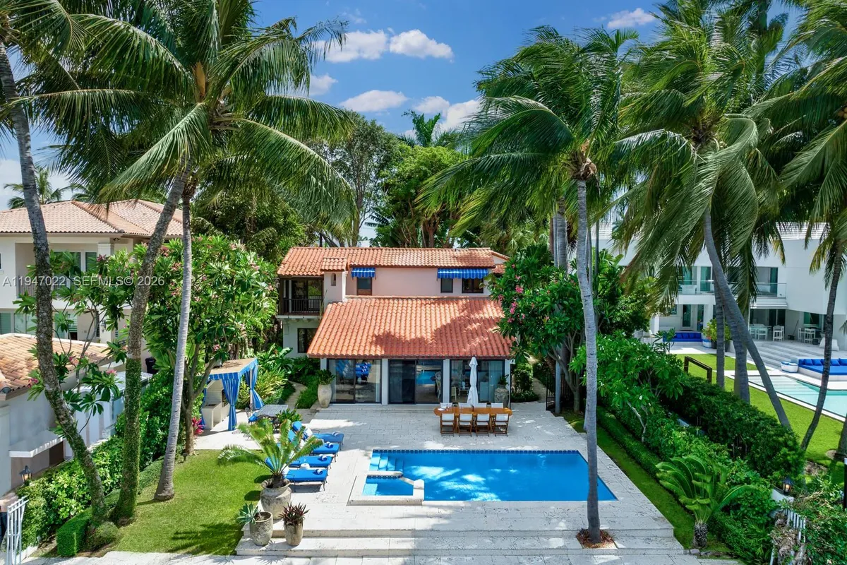 56 S Hibiscus Dr, Miami Beach FL 33139