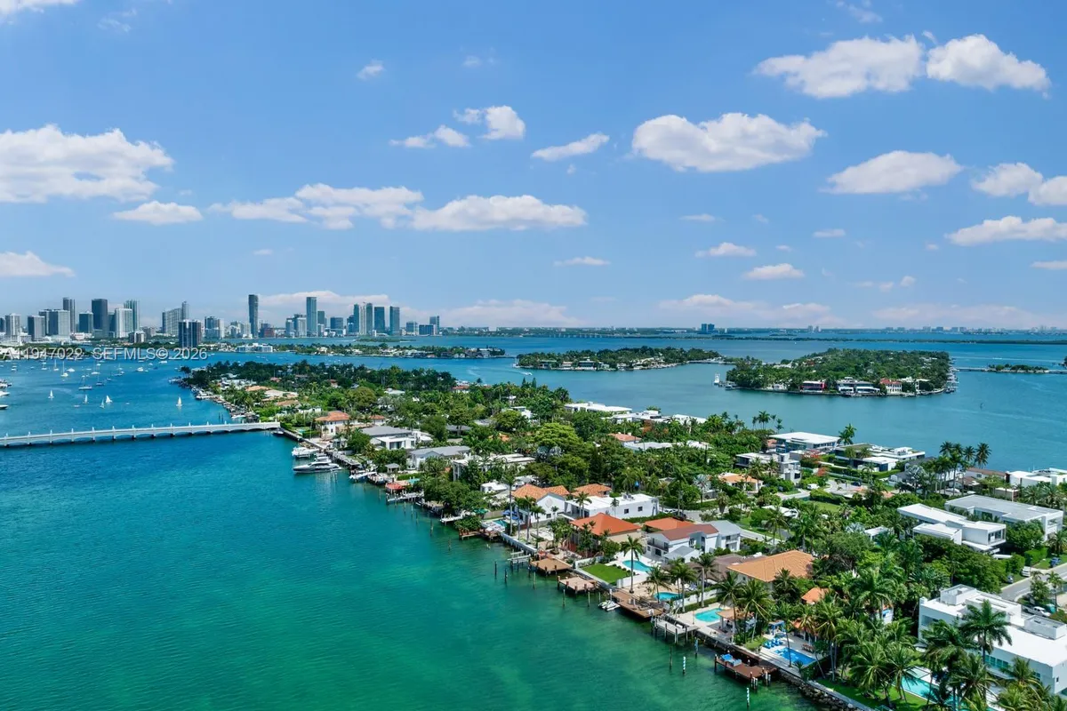 56 S Hibiscus Dr, Miami Beach FL 33139