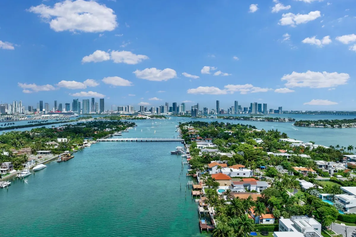 56 S Hibiscus Dr, Miami Beach FL 33139