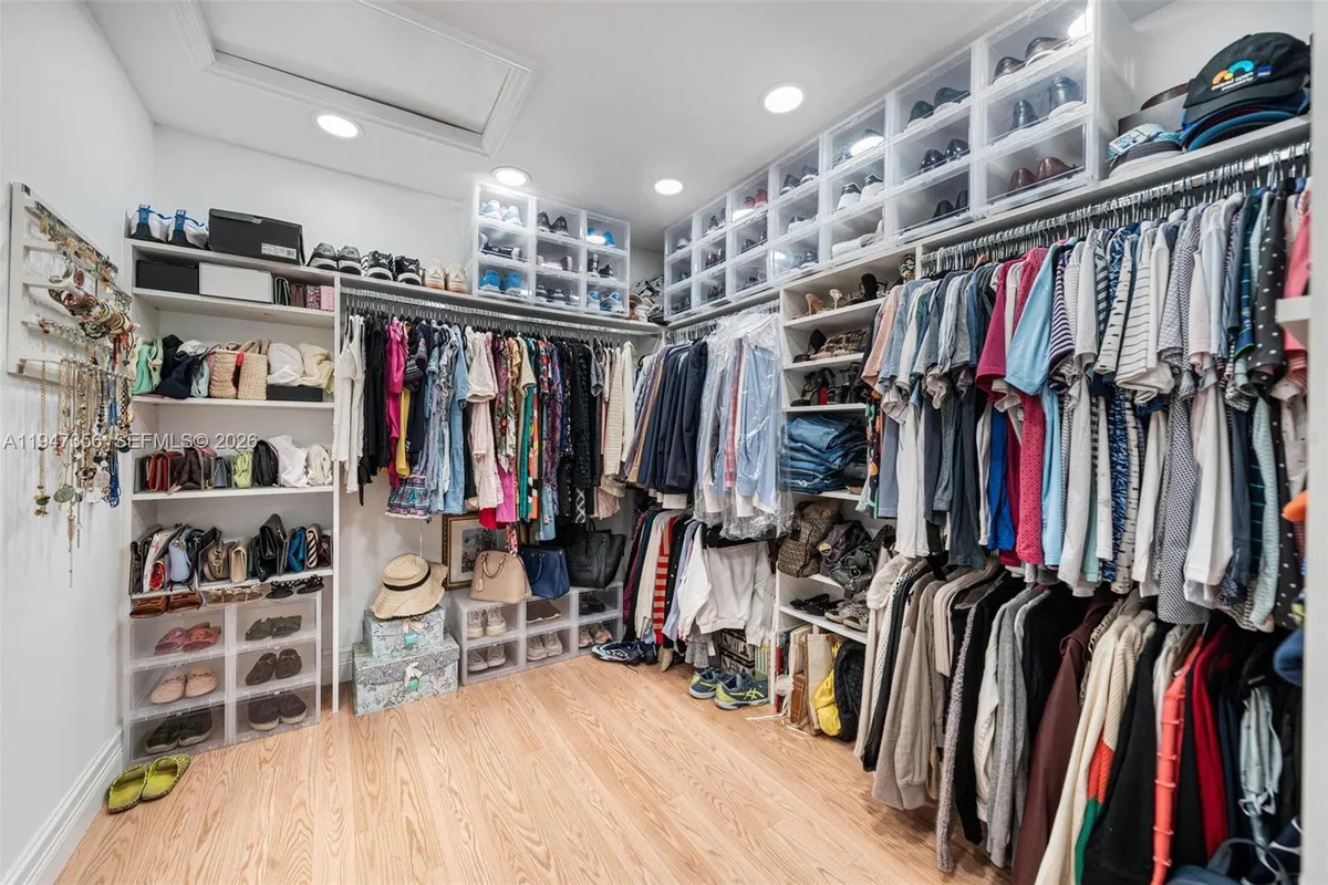 20920 NE 32nd Ave, Aventura FL 33180