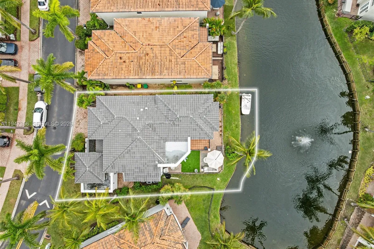 20920 NE 32nd Ave, Aventura FL 33180