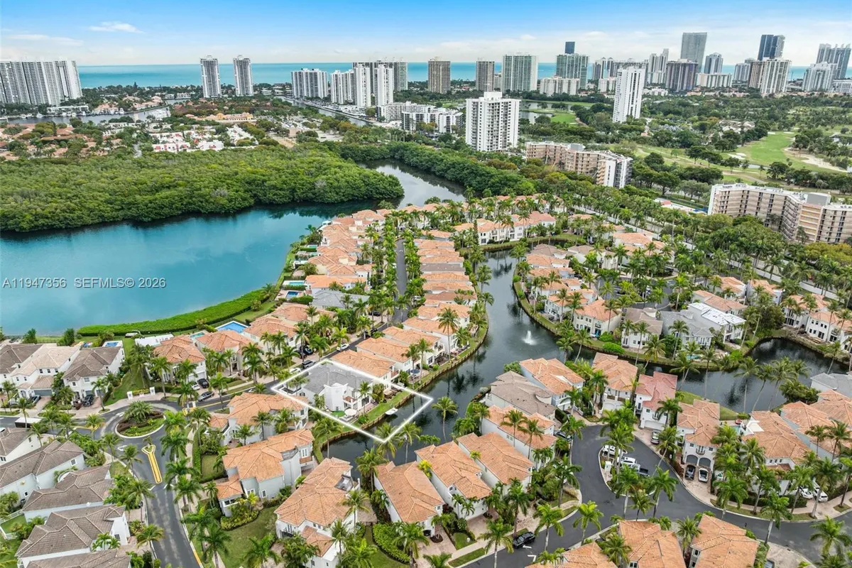 20920 NE 32nd Ave, Aventura FL 33180