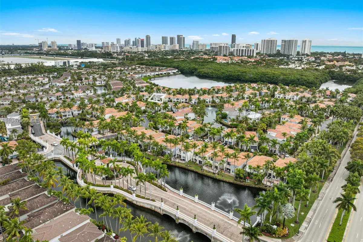 20920 NE 32nd Ave, Aventura FL 33180