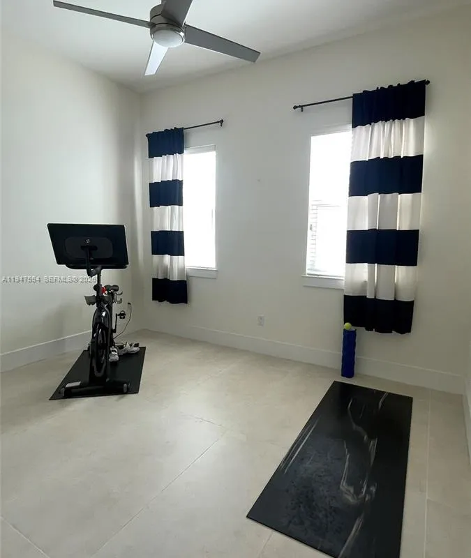 918 NE 17th Way, Fort Lauderdale FL 33304