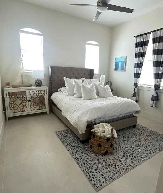 918 NE 17th Way, Fort Lauderdale FL 33304