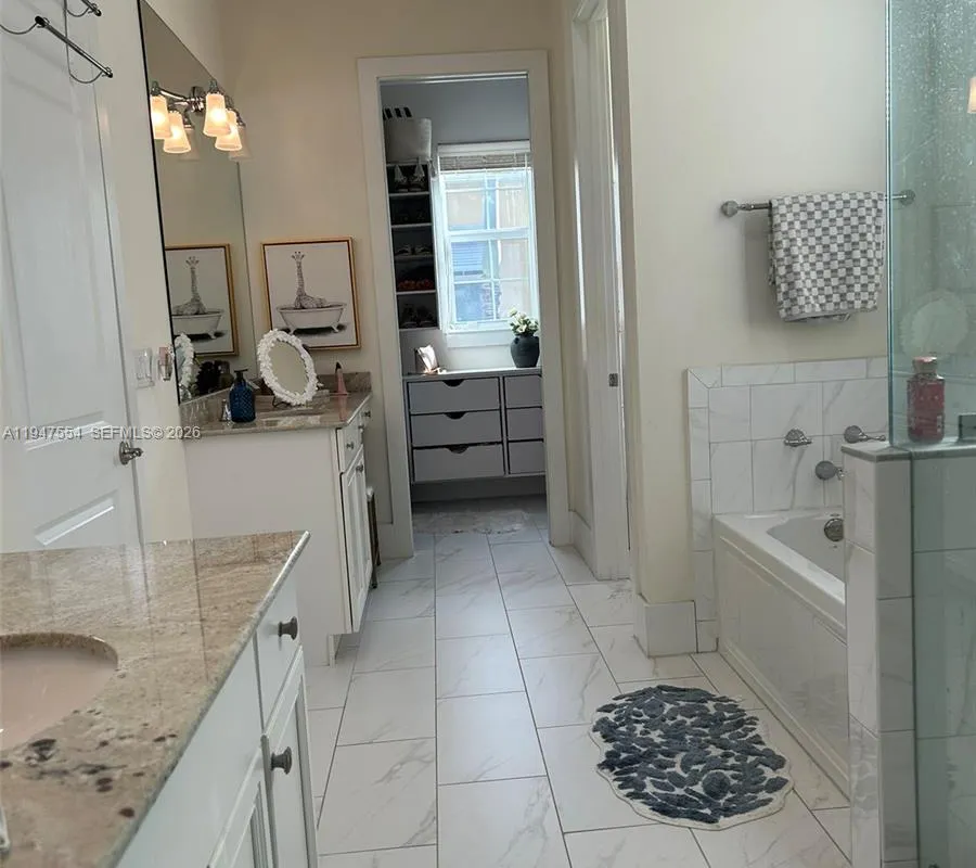 918 NE 17th Way, Fort Lauderdale FL 33304