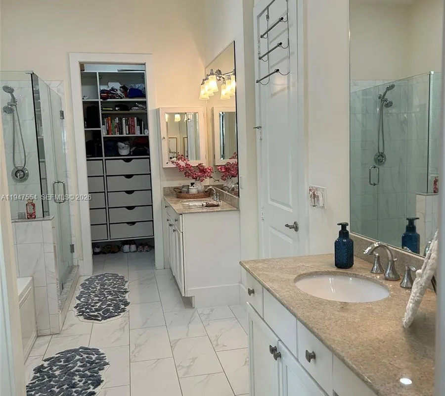 918 NE 17th Way, Fort Lauderdale FL 33304