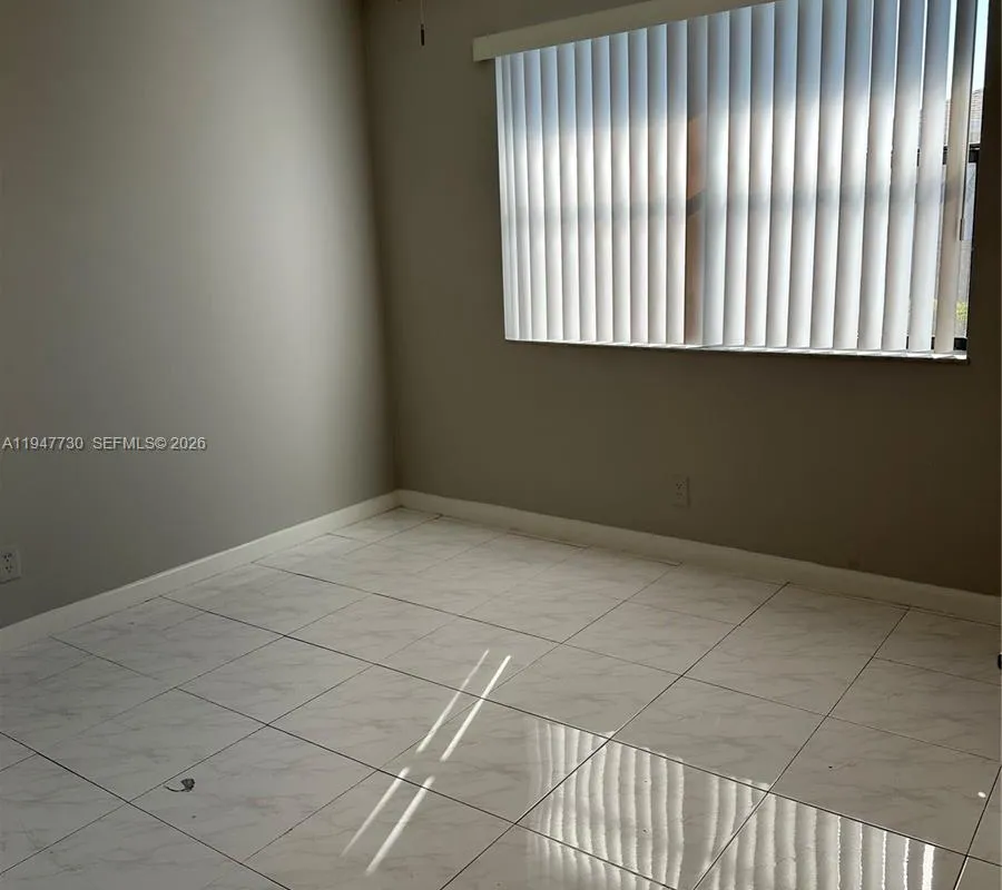 10037 Winding Lake Rd # 204, Sunrise FL 33351