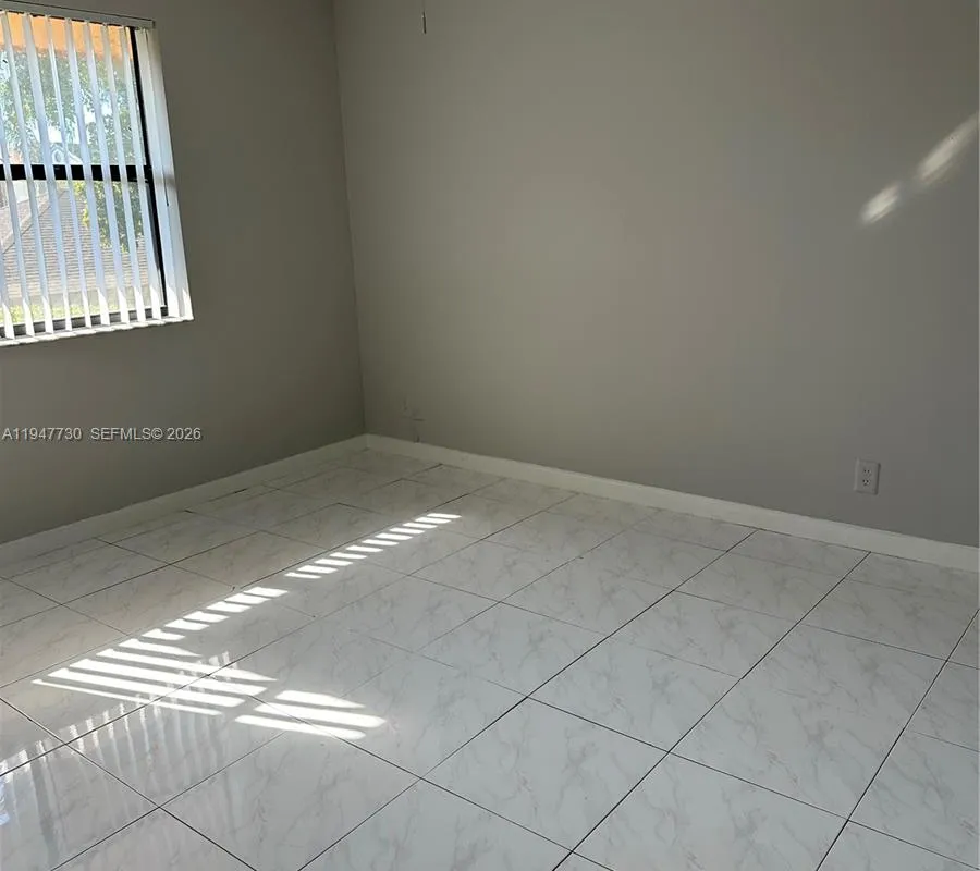 10037 Winding Lake Rd # 204, Sunrise FL 33351