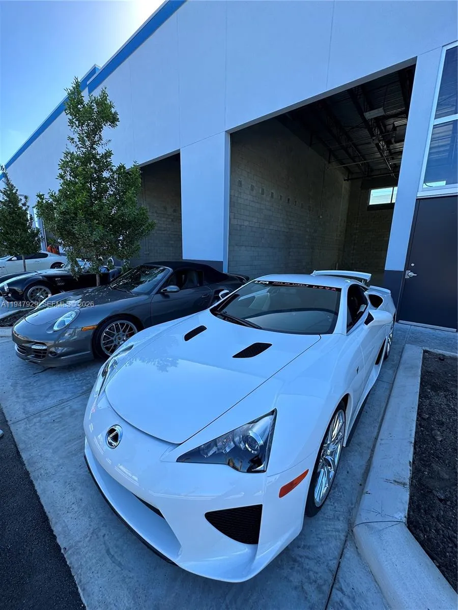 15375 Corporate Rd # 17, Jupiter FL 33478