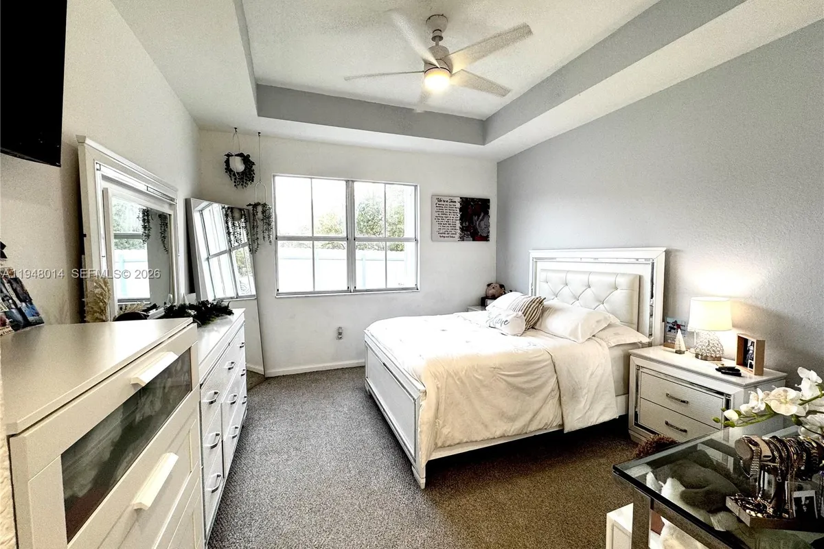 2101 NE 37th Ter, Homestead FL 33033