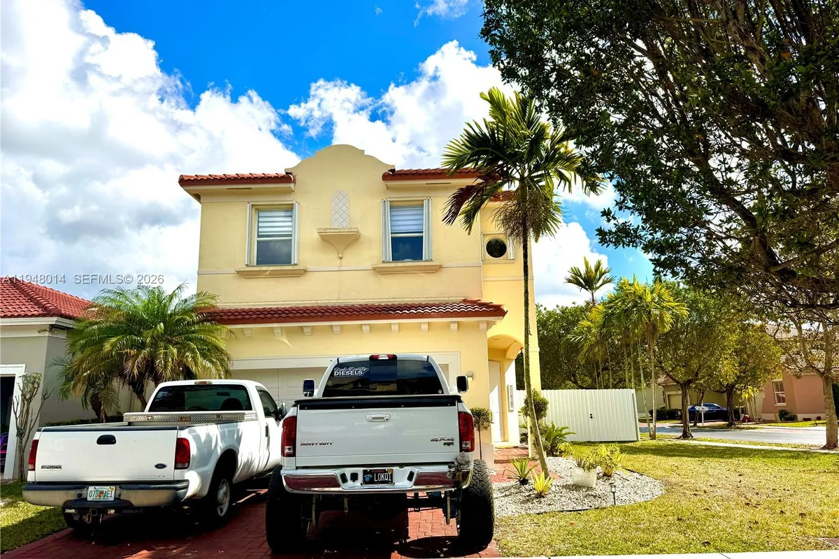 2101 NE 37th Ter, Homestead FL 33033