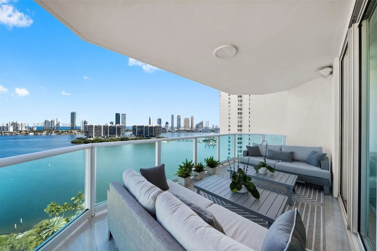 3301 NE 183rd St # 2001, Aventura FL 33160