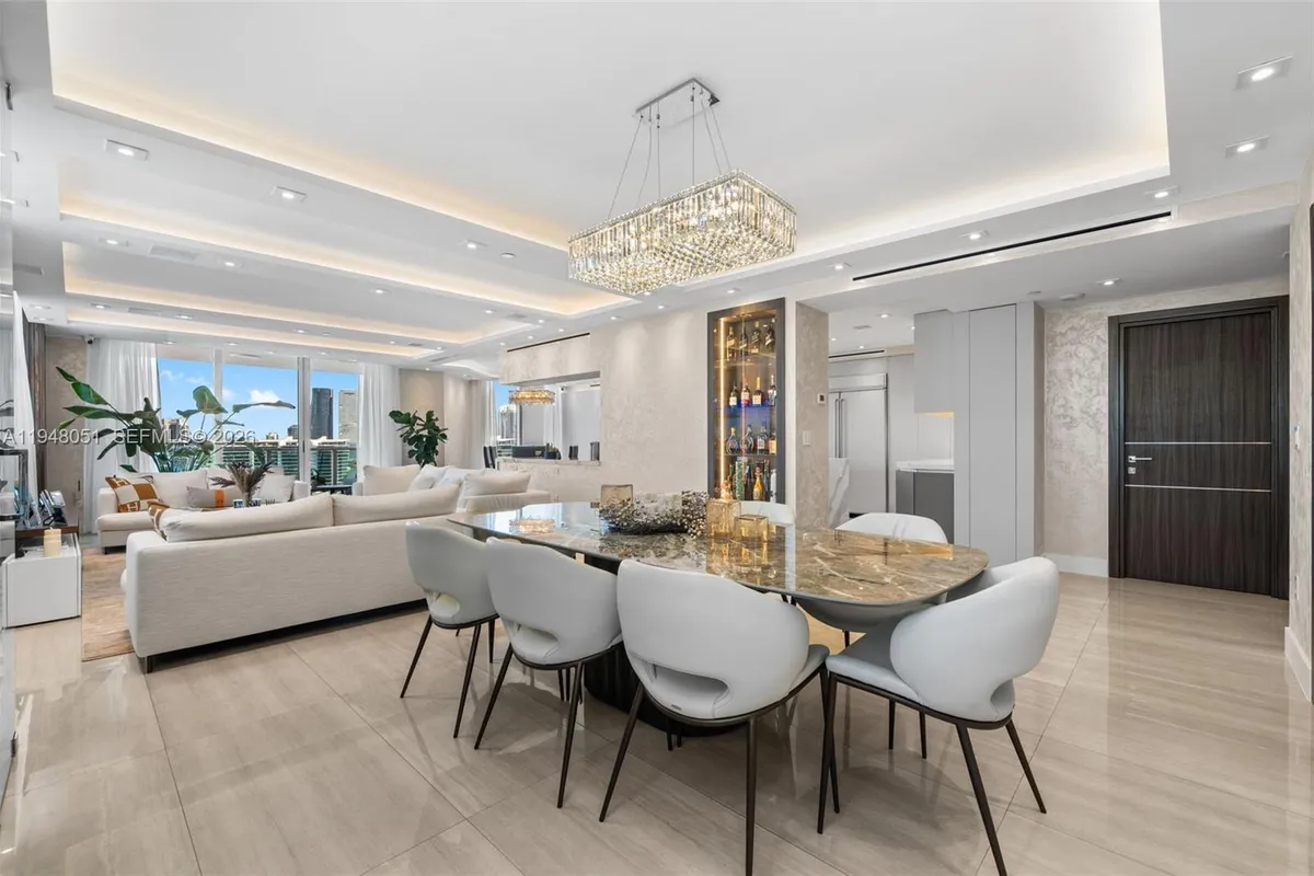 3301 NE 183rd St # 2001, Aventura FL 33160