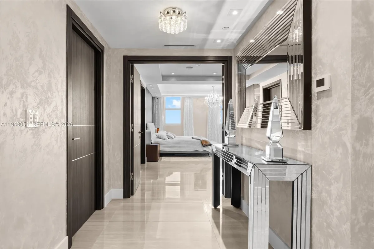 3301 NE 183rd St # 2001, Aventura FL 33160