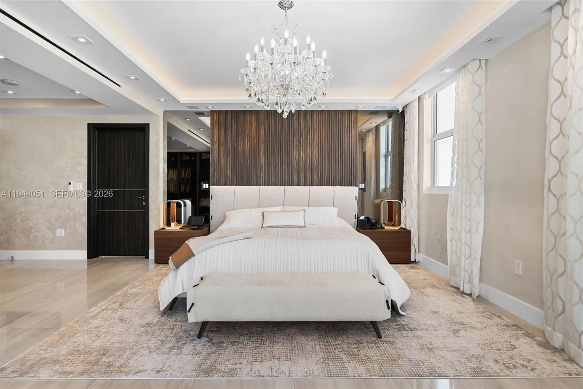 3301 NE 183rd St # 2001, Aventura FL 33160