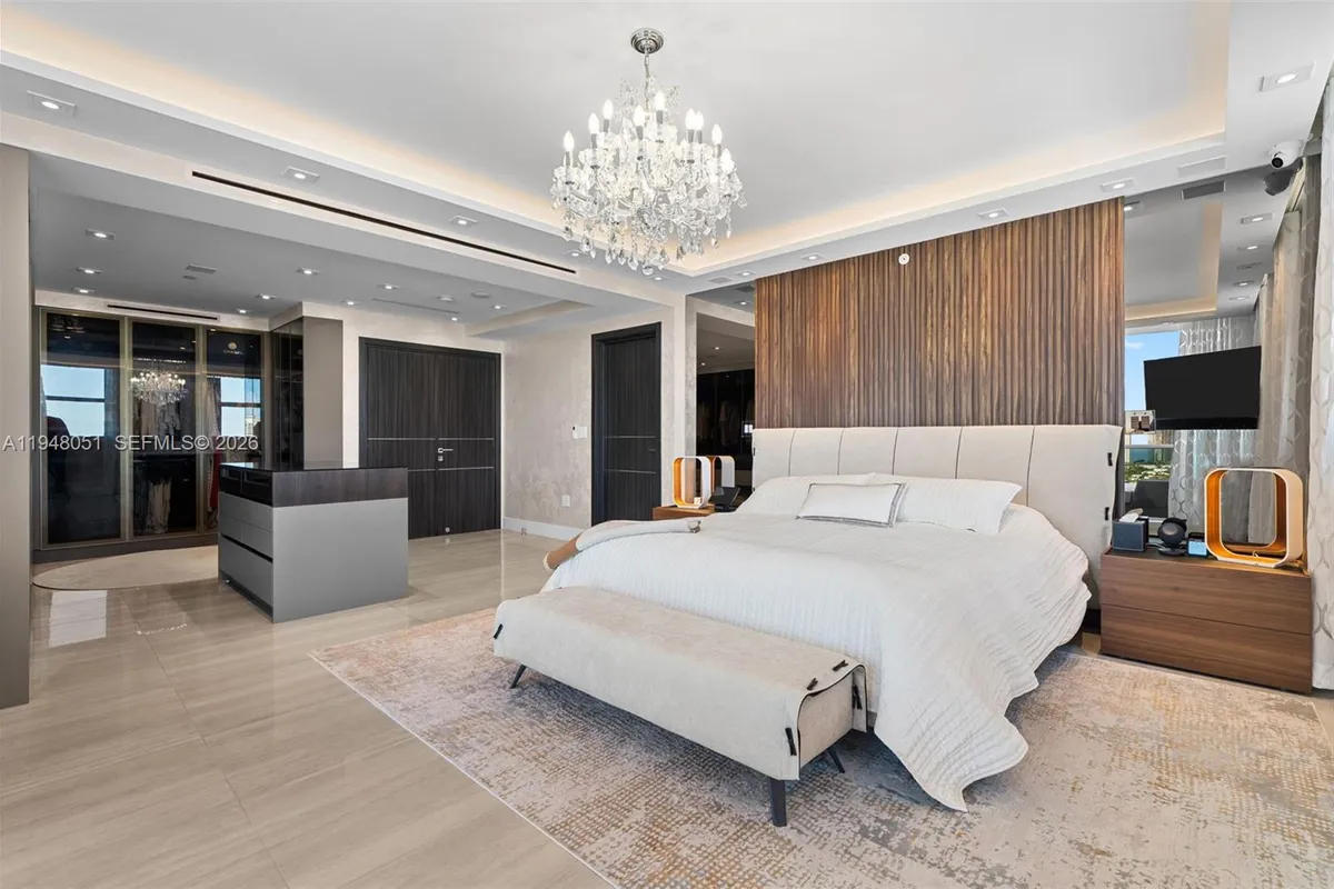 3301 NE 183rd St # 2001, Aventura FL 33160