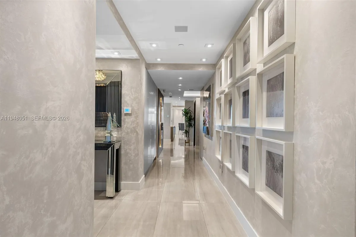 3301 NE 183rd St # 2001, Aventura FL 33160