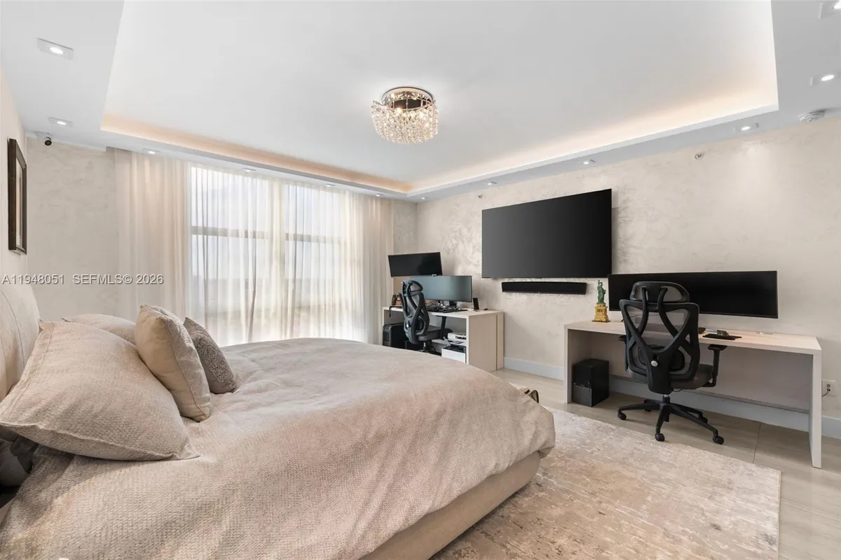 3301 NE 183rd St # 2001, Aventura FL 33160