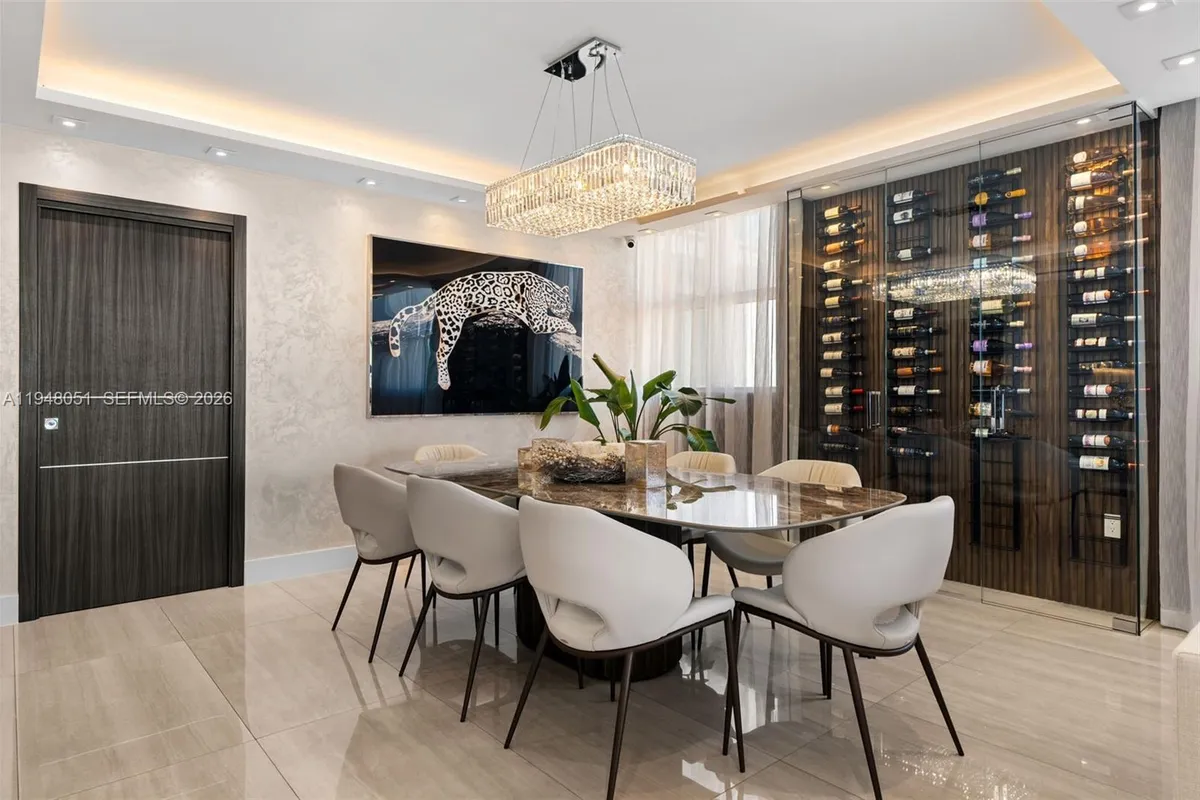 3301 NE 183rd St # 2001, Aventura FL 33160