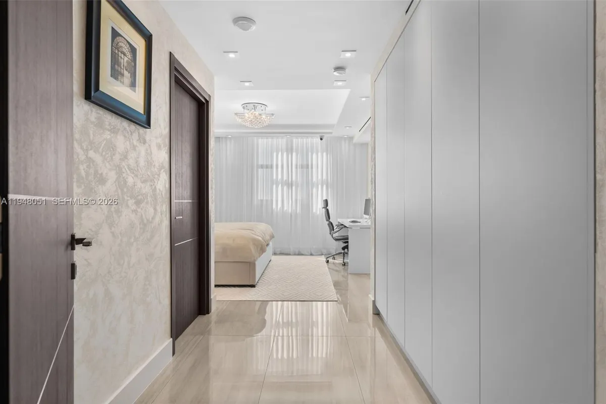 3301 NE 183rd St # 2001, Aventura FL 33160