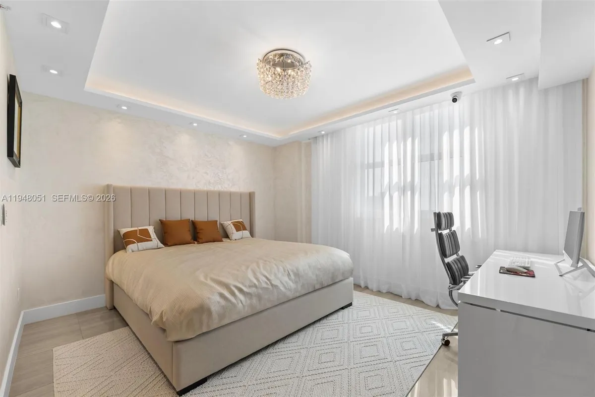 3301 NE 183rd St # 2001, Aventura FL 33160