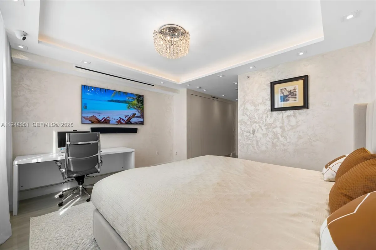 3301 NE 183rd St # 2001, Aventura FL 33160