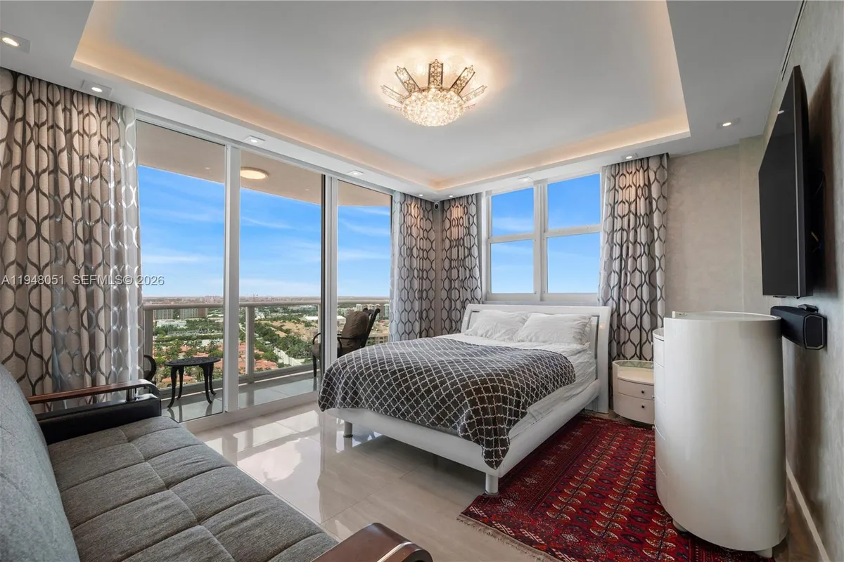 3301 NE 183rd St # 2001, Aventura FL 33160