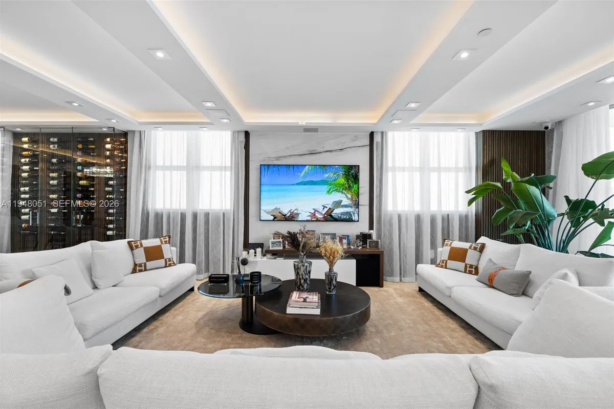 3301 NE 183rd St # 2001, Aventura FL 33160