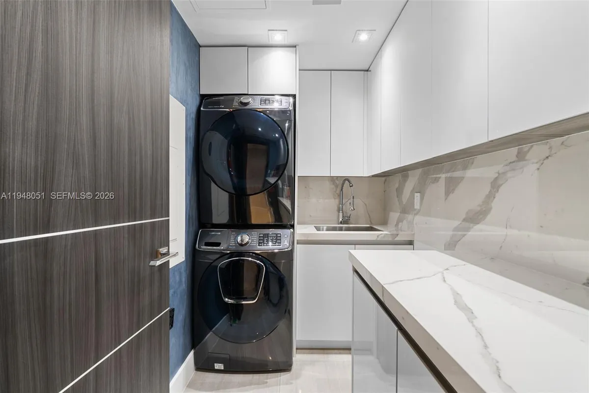 3301 NE 183rd St # 2001, Aventura FL 33160