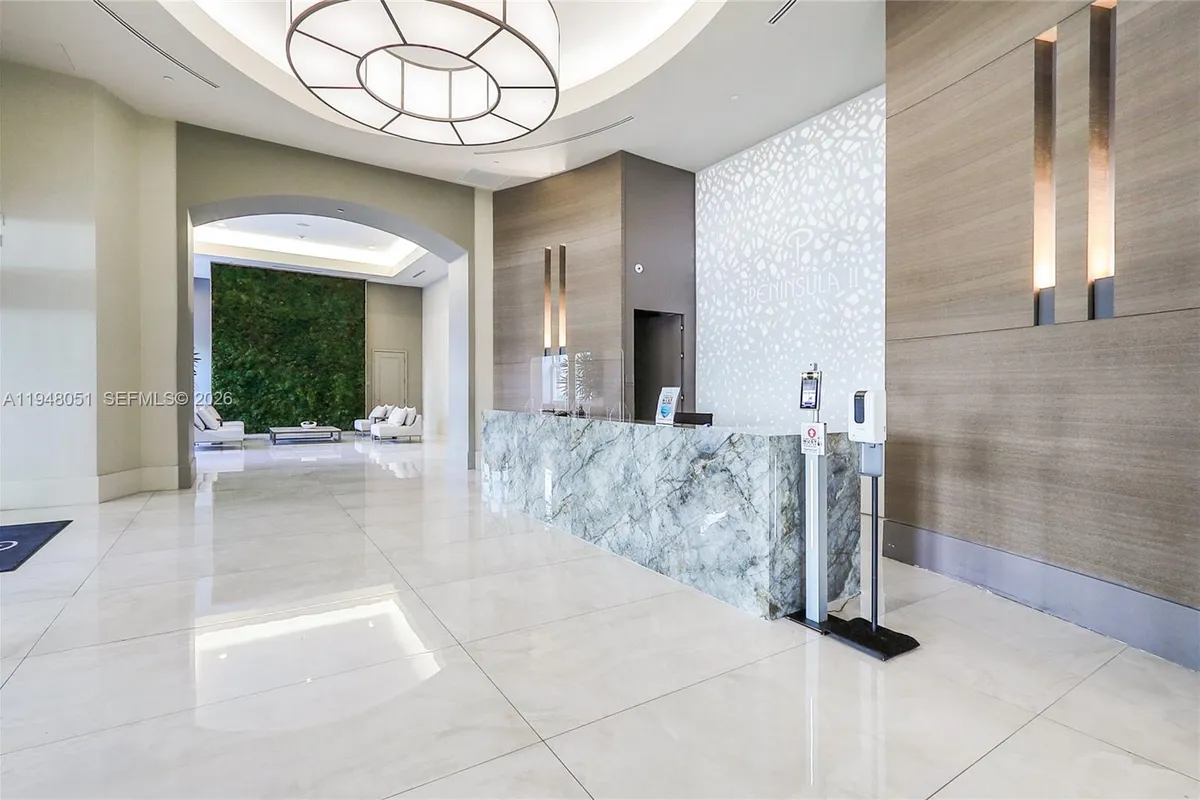 3301 NE 183rd St # 2001, Aventura FL 33160