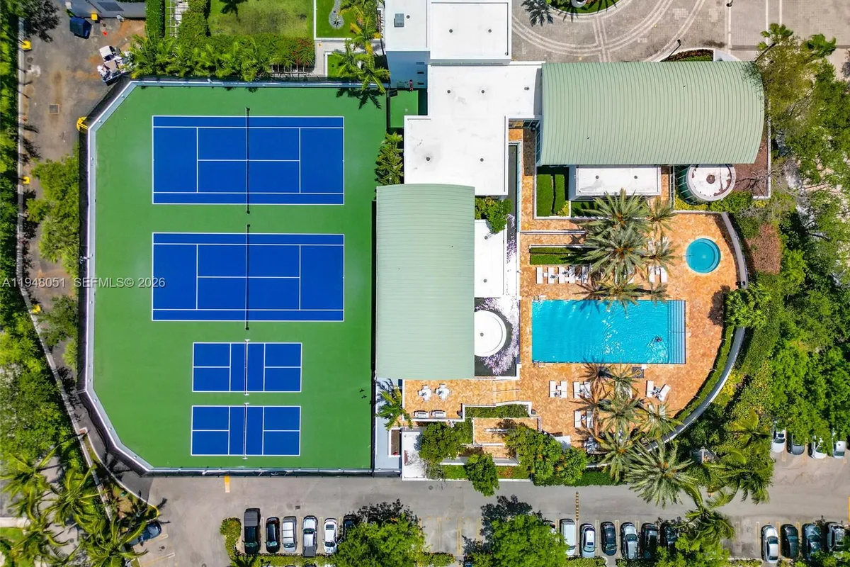 3301 NE 183rd St # 2001, Aventura FL 33160