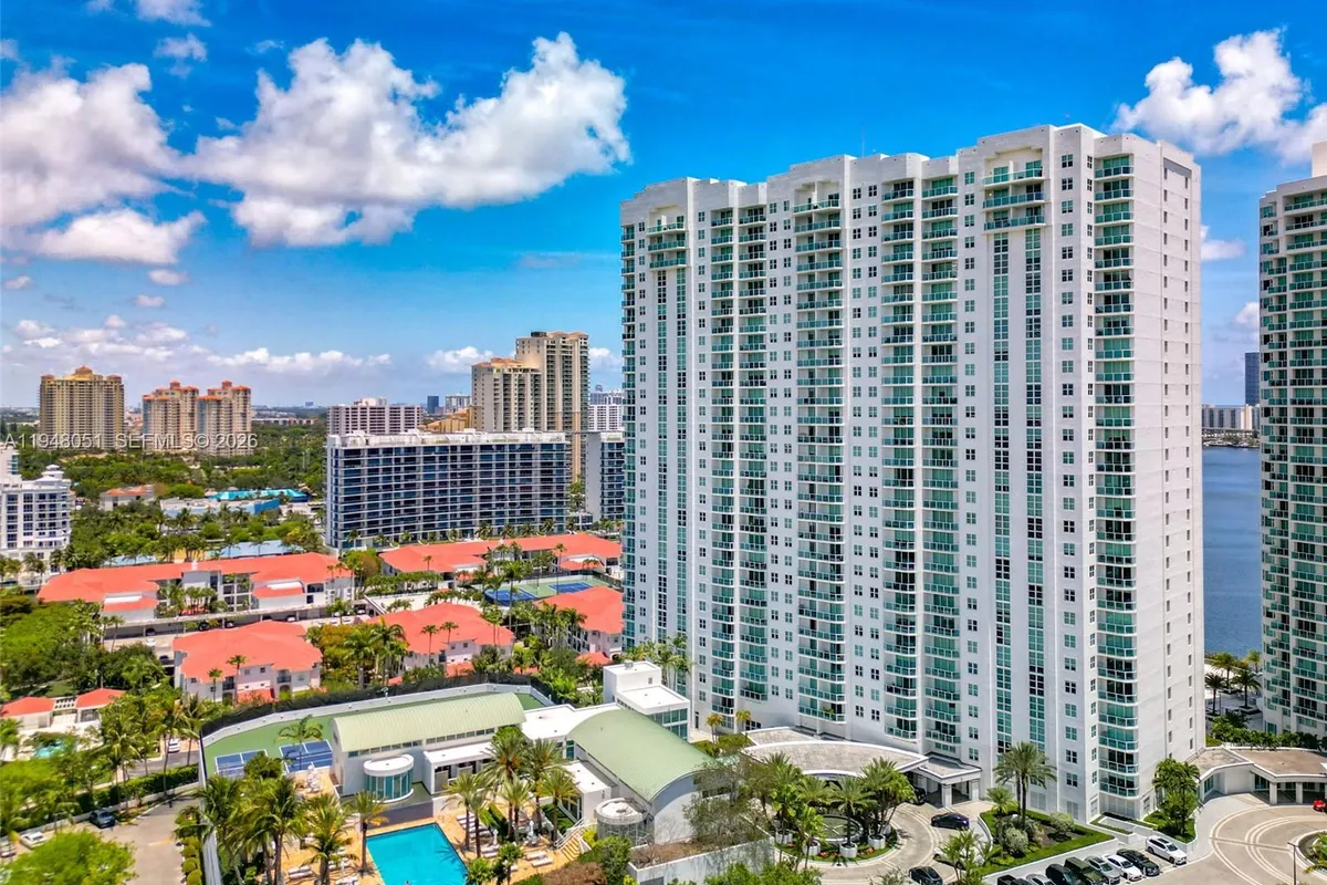 3301 NE 183rd St # 2001, Aventura FL 33160