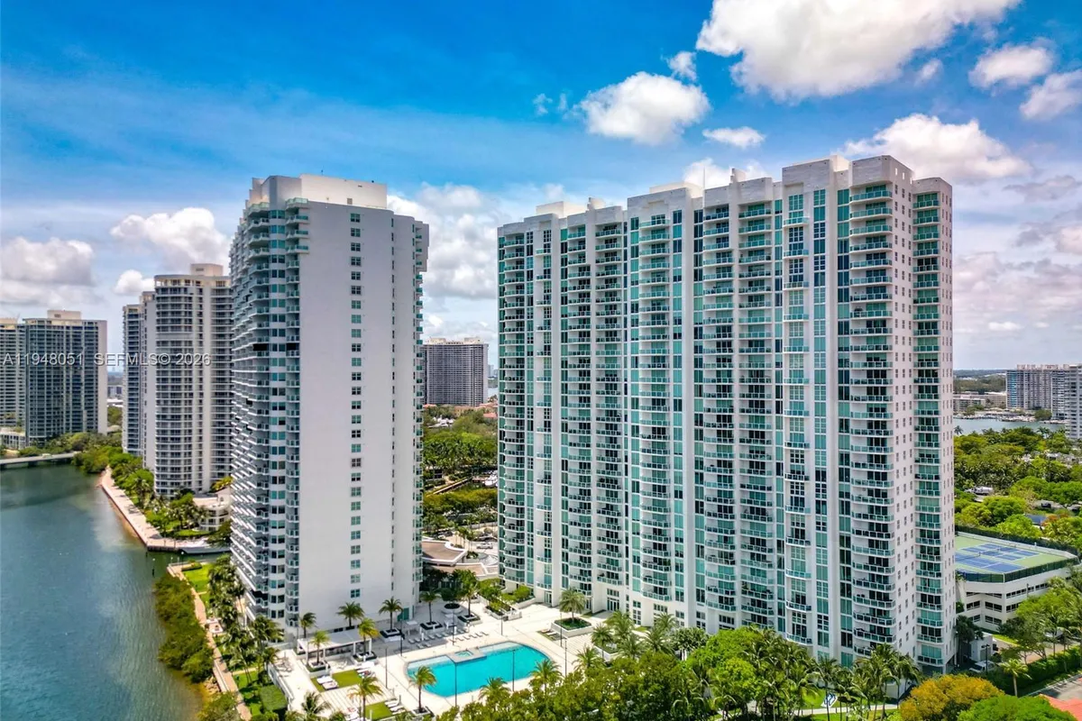 3301 NE 183rd St # 2001, Aventura FL 33160