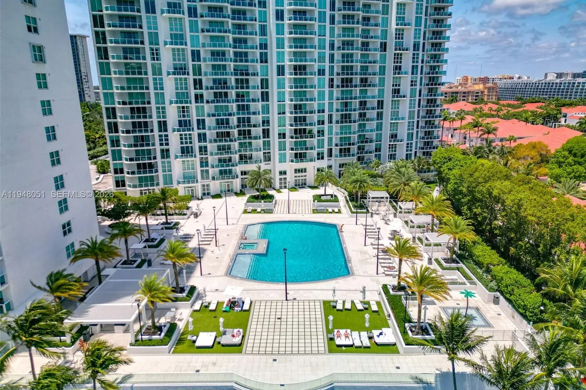 3301 NE 183rd St # 2001, Aventura FL 33160