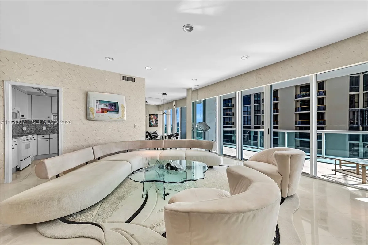 10101 Collins Ave, Bal Harbour FL 33154